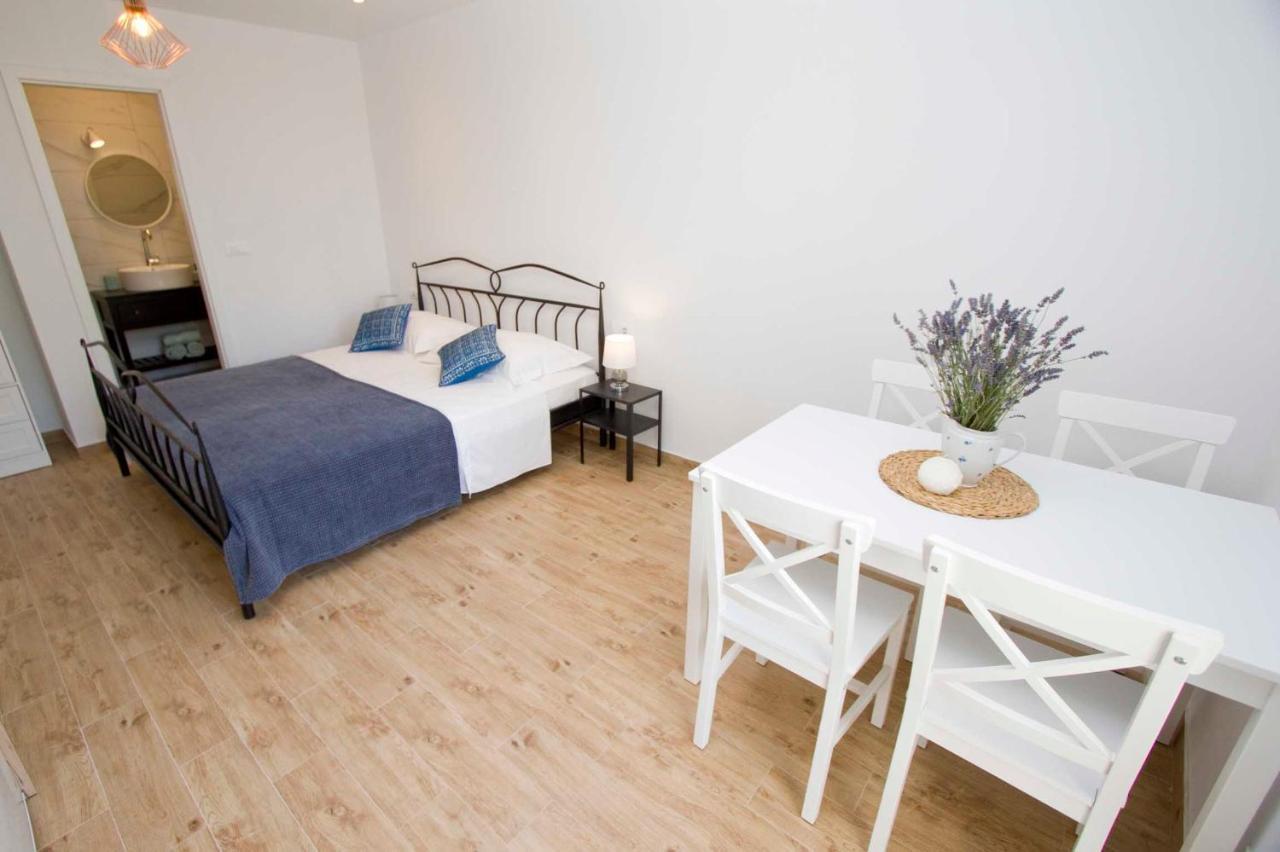 Apartmani Rustica Drasnice Esterno foto