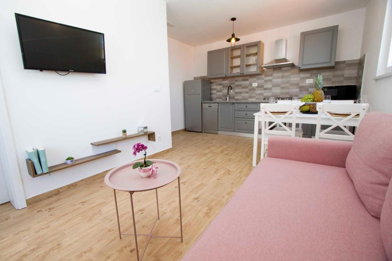 Apartmani Rustica Drasnice Esterno foto